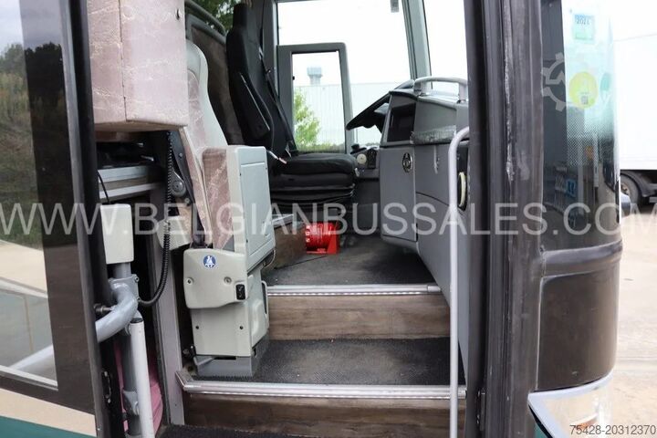 Entrenador Van Hool Acron TX17 / 17RHD  / Tourismo