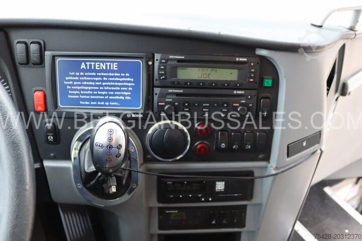 Entrenador Van Hool Acron TX17 / 17RHD  / Tourismo
