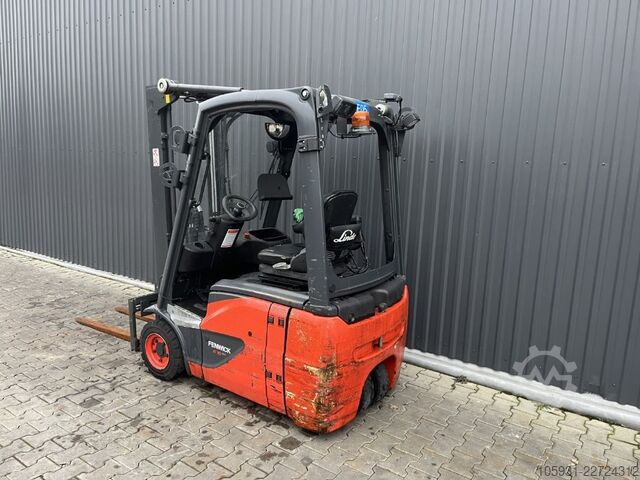 Elektrische vorkheftruck 3 wielen Linde E16C-02