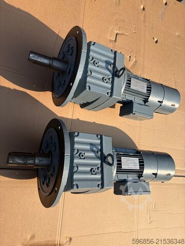 SEW EURODRIVE Gear Motor RF77 DT80N4 BMG/HF/ES1S 0.75kW Motoreduktor SEW EURODRIVE RF77 DT80N4 BMG/HF/ES1S 0,75kW Motoreduktor SEW EURODRIVE RF77 DT80N4 BMG/HF/ES1S 0,75kW