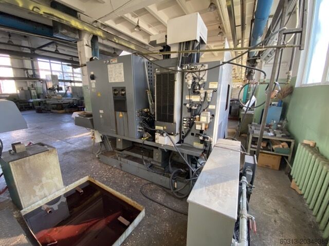 Centro di lavoro verticale OKUMA ACE CENTER MD-56VA