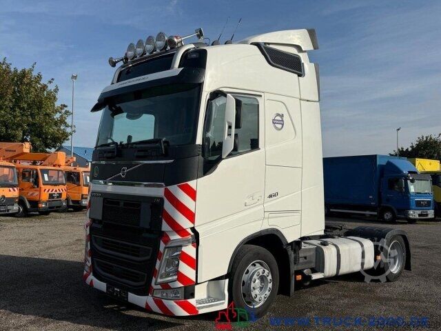 Standardni tegljač Volvo FH12 Globetrotter Bett Kühlschrank Gr. Tank 1.Hd