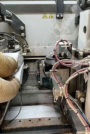 Automatische kantenaanlijmlijn met 4 machines HOMAG KAL Profi 330+KAL Profi 370+Profi TBL100