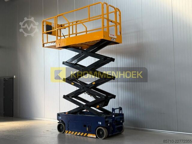 Schaarlift JCB S 2646 E