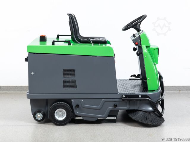 Veegmachine IPC Gansow 1010E NIEUWE BATTERIJEN IPC GANSOW 1010 E - 2013Bj - 432h - 5600m²/h