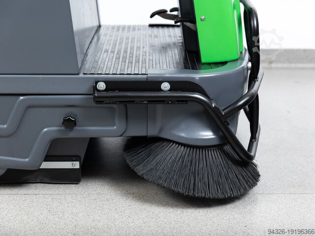 Veegmachine IPC Gansow 1010E NIEUWE BATTERIJEN IPC GANSOW 1010 E - 2013Bj - 432h - 5600m²/h