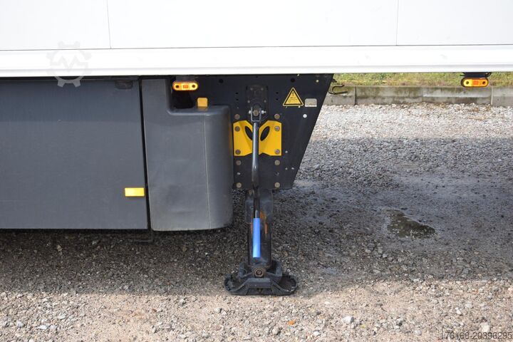 Koeloplegger SCHMITZ CARGOBULL SKO FP 45 ThermoKing SLXi 300