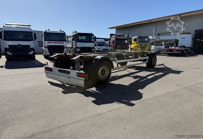 Remolque con chasis intercambiable Schmitz Cargobull AWF 18 BDF / Swiss-Vehicle