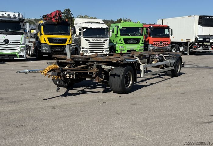 Remolque con chasis intercambiable Schmitz Cargobull AWF 18 BDF /  Swiss-Vehicle