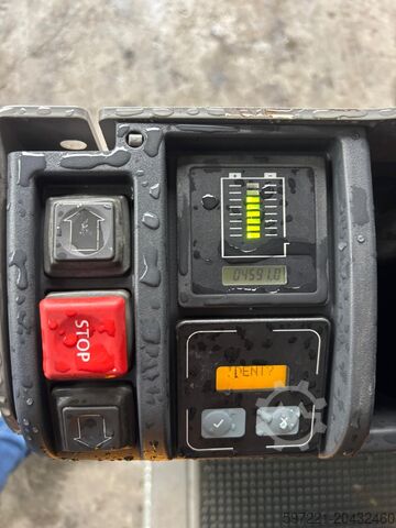 Schleppfahrzeuge Jungheinrich EZS C40