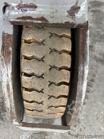 Trekvoertuigen Jungheinrich EZS C40