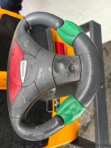 Rebocadores Jungheinrich EZS C40