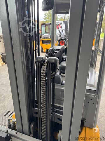 Elektrisch – 3 Räder Jungheinrich EFG 220 Triplex