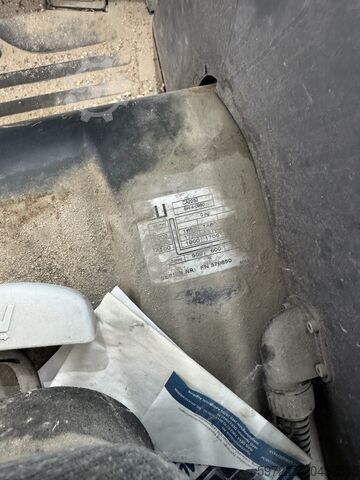 Elektrisch – 4 Räder Jungheinrich EFG 320 Batterie aus BJ:2018