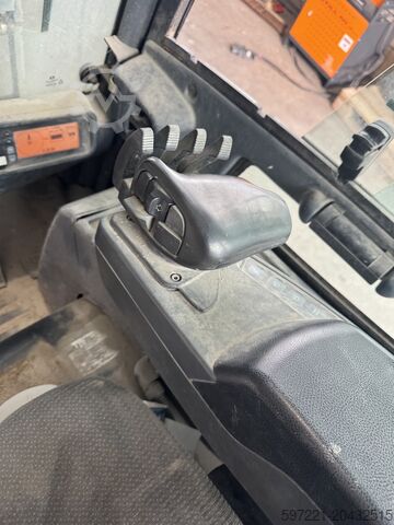 Elektrisch – 4 Räder Jungheinrich EFG 320 Batterie aus BJ:2018