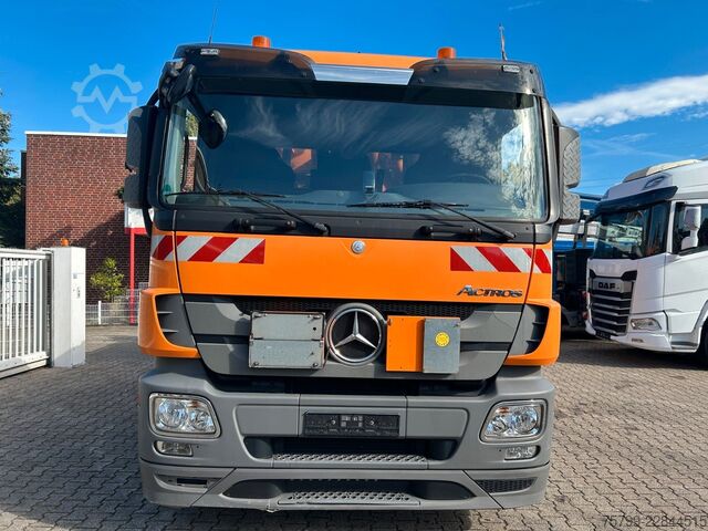 Camion-citerne à vide MERCEDES-BENZ 3344 Actros Saug-Druck Wagen Müller VMF 110EGH