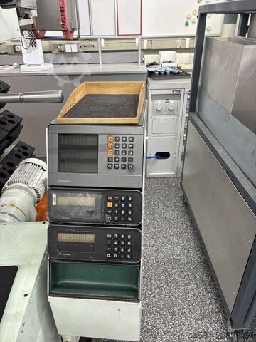 Borr- och fräsmaskin med bord Pfeiffer F 105