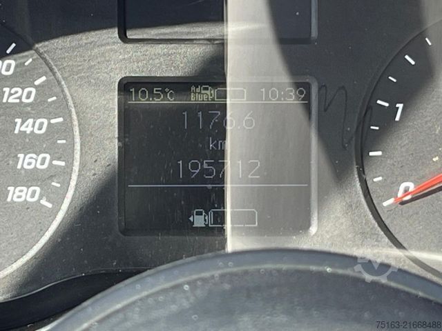 Izotermiczny van chłodnia MERCEDES-BENZ Sprinter 316 CDI Kühlkoffer