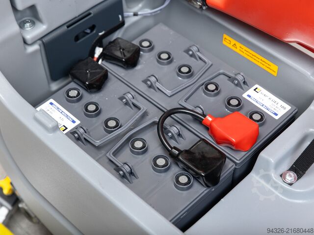 SZOROWARKA HAKO B45 CL NOWE BATERIE Hako Scrubmaster B45 CL TB510 - 2021y- 154h