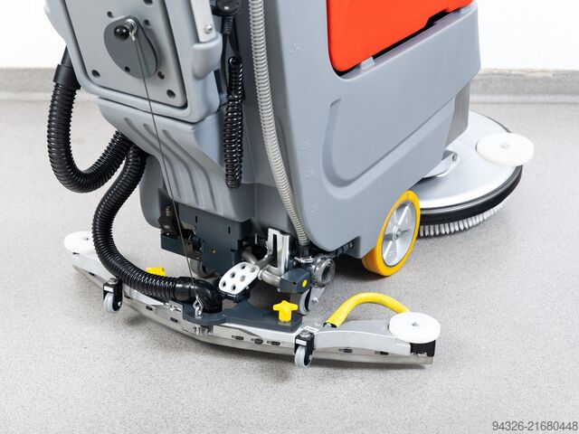 SZOROWARKA HAKO B45 CL NOWE BATERIE Hako Scrubmaster B45 CL TB510 - 2021y- 154h