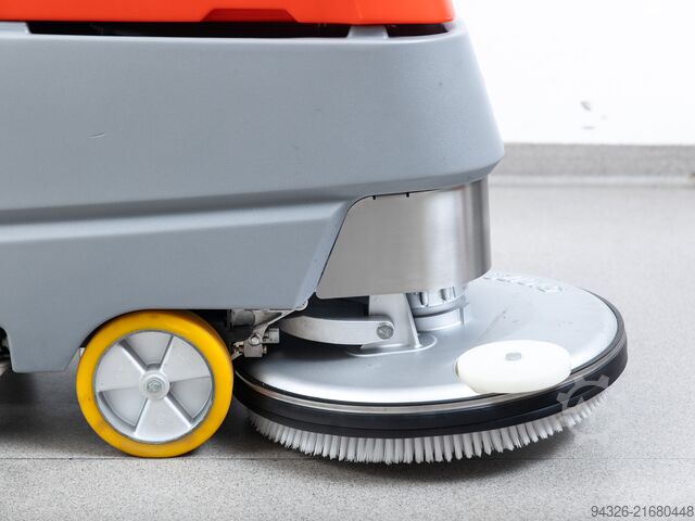 SZOROWARKA HAKO B45 CL NOWE BATERIE Hako Scrubmaster B45 CL TB510 - 2021y- 154h