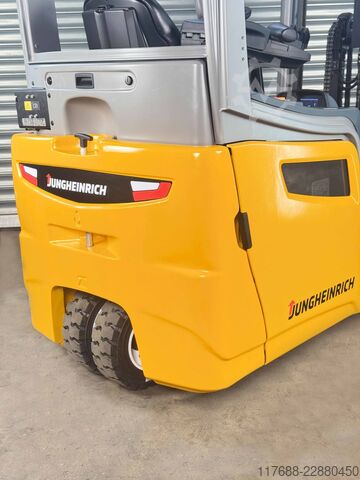 3 roues électriques Jungheinrich EFG 215 - nur 3700std. - Service Neu- Batterie 90%