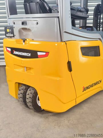 3 roues électriques Jungheinrich EFG 215 - nur 3.950 Std - Service Neu Batterie 87%