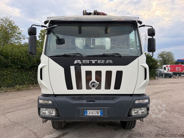 φορτηγό αντλίας σκυροδέματος Mercedes-Benz Actros 4144 B