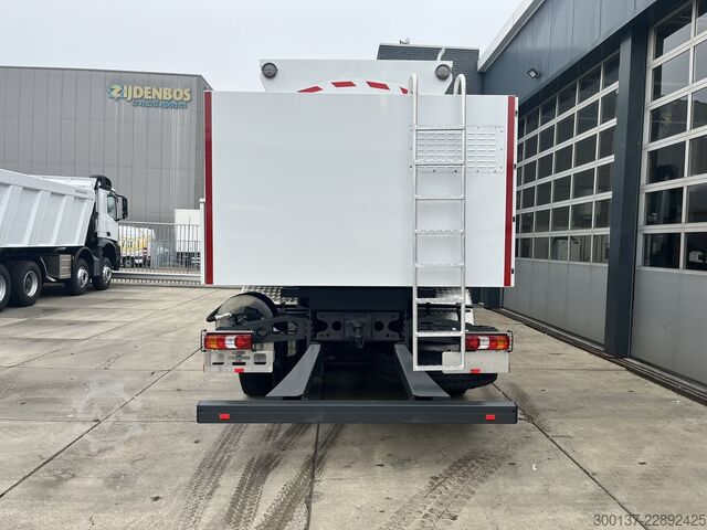 Brandstoftankwagen Mercedes-Benz Arocs 4140 8x4 | Fuel Tank | Stock