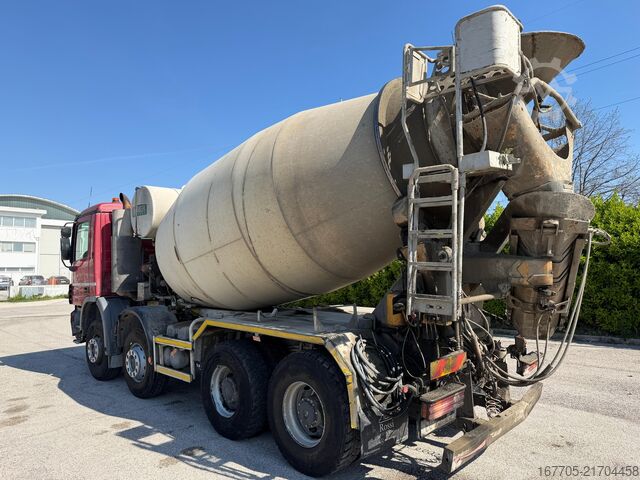 Camion malaxeur à béton Mercedes-Benz Actros 4144