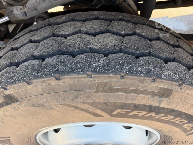 Camion malaxeur à béton Mercedes-Benz Actros 4144