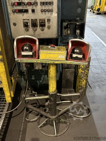 Excentrische pers met dubbele kolom Schuler P4 E2 SQ 1200