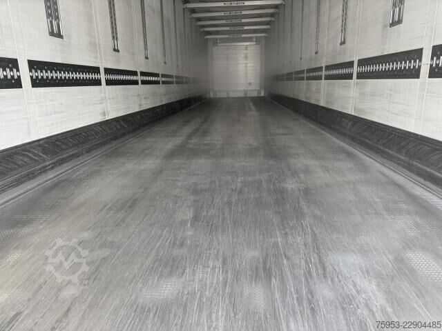 Semi-remorque frigorifique Schmitz Cargobull SKO 24/L-14.7 FP 45 V7 Pharma Lang LKW Vector HE19