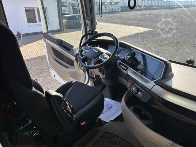 Tracteur routier standard DAF XG+ 530 Intarder Navigation Standklima