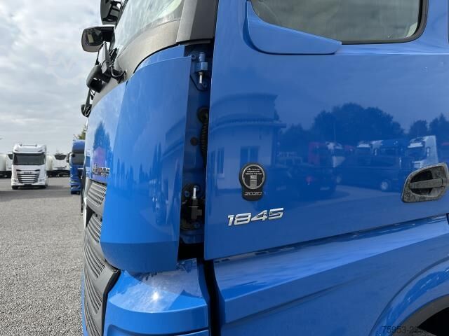 Tracteur routier standard Mercedes-Benz 1845 LS Gigaspace Retarder 2x PTO