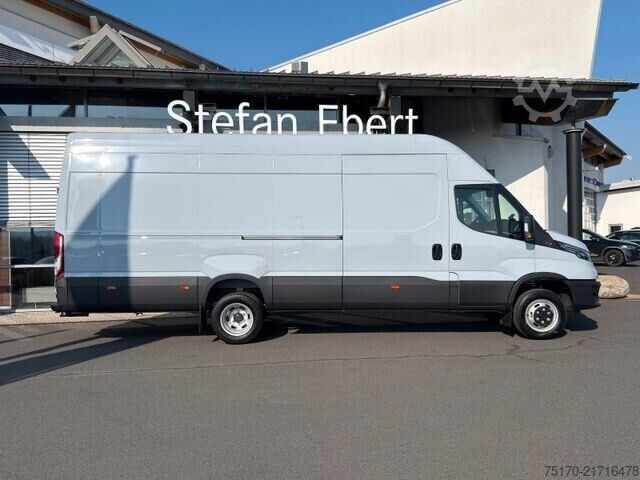 Camioneta familiar de techo alto Iveco Daily 50C18 3.0L *L4*H3*Automatik*LED*AHK*