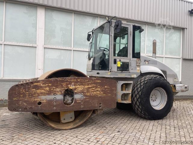 Rodillo simple CAT CS 663 E