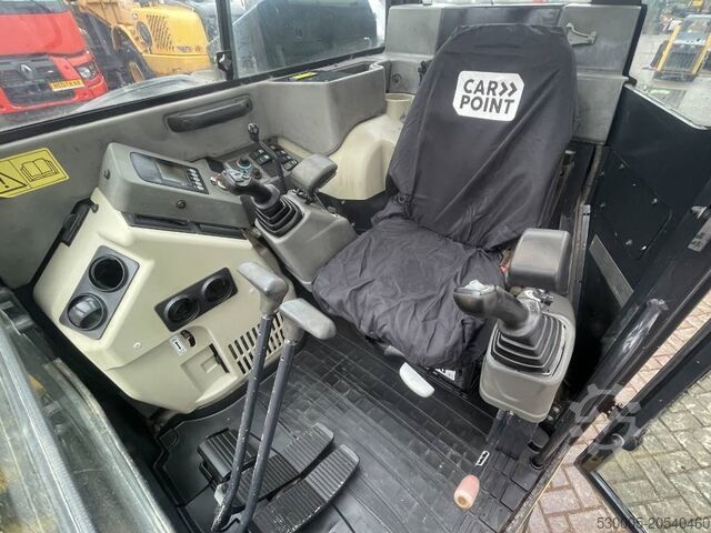 Midi excavator Yanmar Vio 80-1A 2017 CE