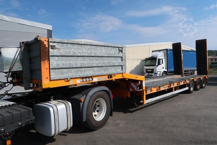 Naczepa niskopodwoziowa Goldhofer STZ-L3-36/80