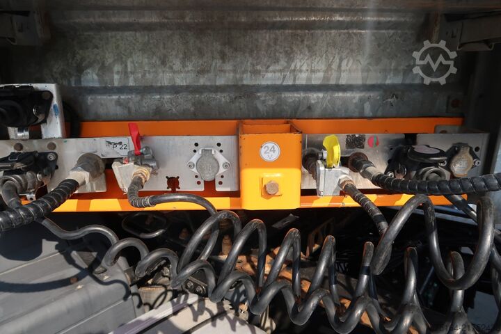 Naczepa niskopodwoziowa Goldhofer STZ-L3-36/80