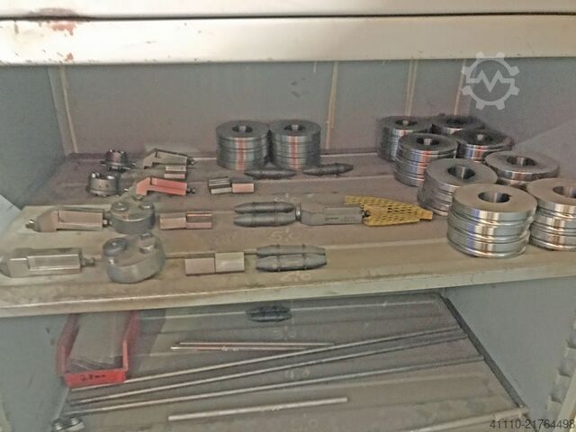 3D CNC ohýbačka drátu WAFIOS BM 30