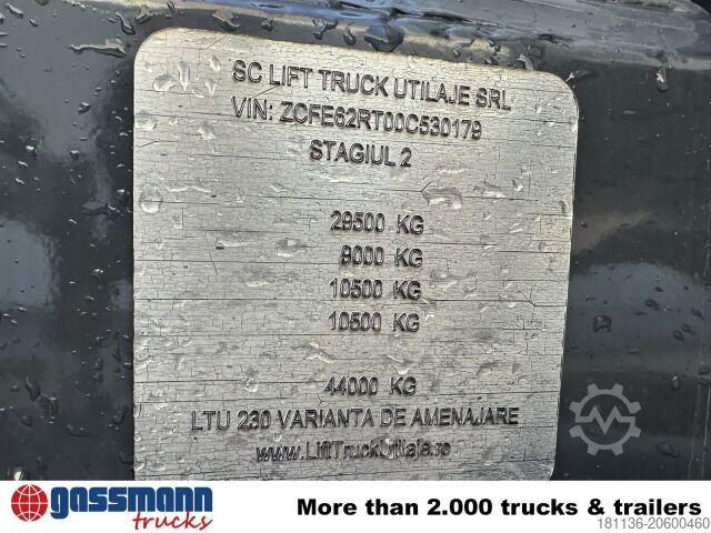 Tipper truck Iveco X-Way AD300X46Z 6x4 mit Kran Atlas AK 206.4E-A2,