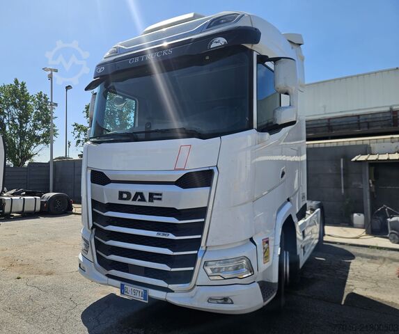 τυπική μονάδα τράκτορα DAF XG 530 FT