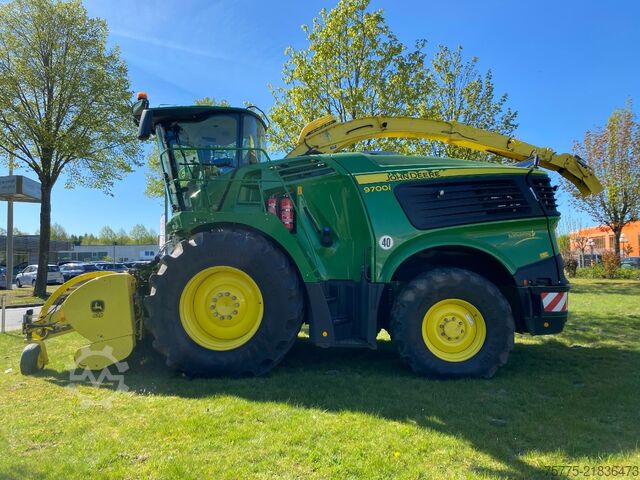 Agricultural machine  9700 i