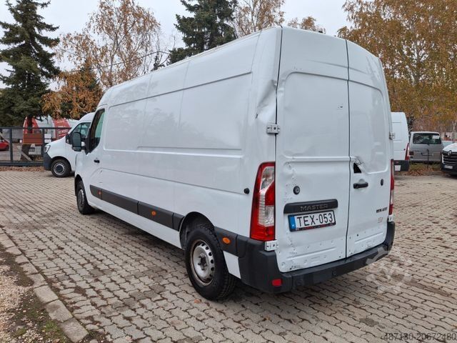 Panelvan RENAULT MASTER L3H2 P3 135le