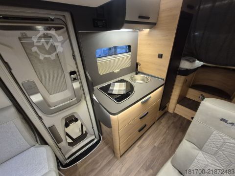 Teilintegriertes Wohnmobil Knaus L!VE WAVE 650 MEG Black Selection *TraumMobil*Automatik*Schwarz*
