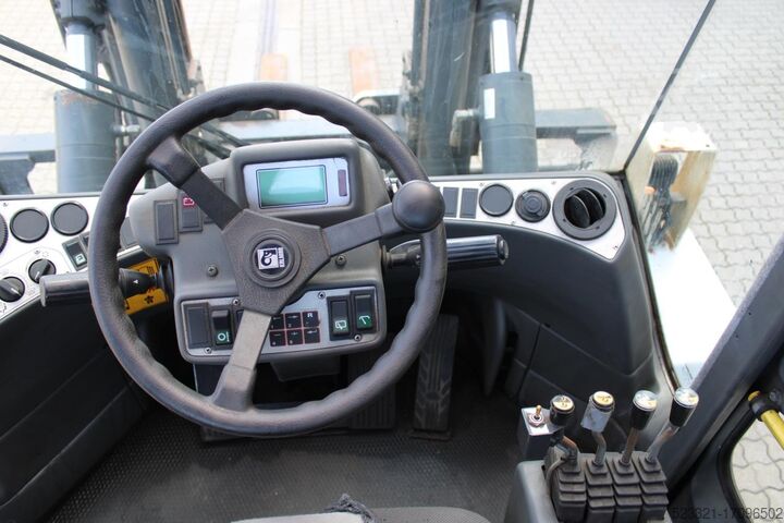 Diesel vorkheftruck Kalmar DCE120-6