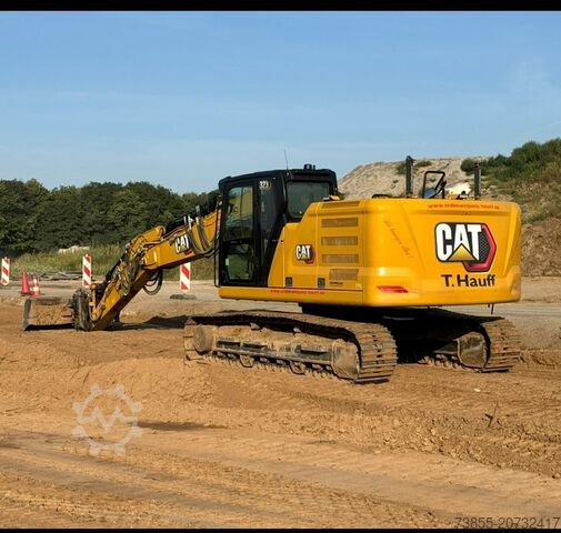 Tracked Excavator Caterpillar 323 inklusive Leica System und 1 Tieflöffel