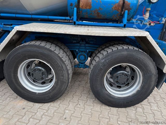 Betonmischer LKW VOLVO FM420 Wechselsystem 3-S-Kipper Betonmischer AHK