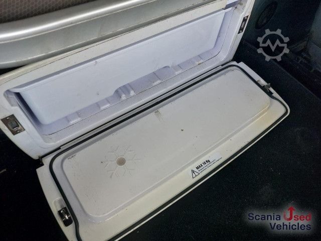 Standardni tegljač Scania R 410 LA4X2MNA Euro 6 Topline Streamline